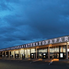 Torniolla ja Haaparannalla on muun muassa yhteinen matkakeskus.