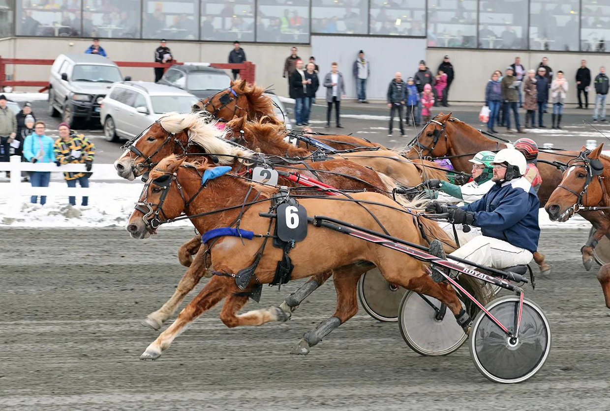 Antti Turusen Kartelli piti tasaisesta rintamasta niukkaan voittoon. Uloimpana kirivä Turtilo laukkasi harmittavasti juuri ennen maalia.