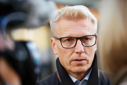 "USA:n ja Kiinan nopea eteneminen kertoo, että viestin vakavuus on huomattu", maatalous- ja ympäristöministeri Kimmo Tiilikainen sanoo.