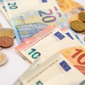 Velkakirjojen osto-ohjelma kasvaa 120 miljardilla eurolla kuluvana vuonna.