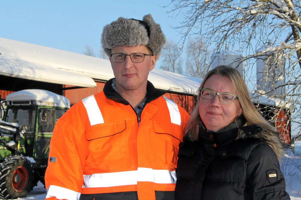 Janne Kokko ja Anu Niskala-Kokko ovat rakentaneet lypsykarjatilastaan kahden ihmisen työpaikan, jossa toimintaa viedään eteenpäin bisnesmäisellä ajattelumallilla.