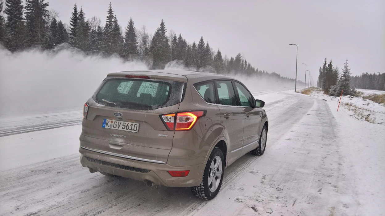 Katumaastureissa tarvitaan renkaita, joissa on vahva rakenne sekä kestävät sivupinnat.