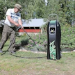 Eco Weedkillerin säiliön koko on 25 litraa, minkä kerrotaan riittävän 8–10 neliön käsittelyyn.