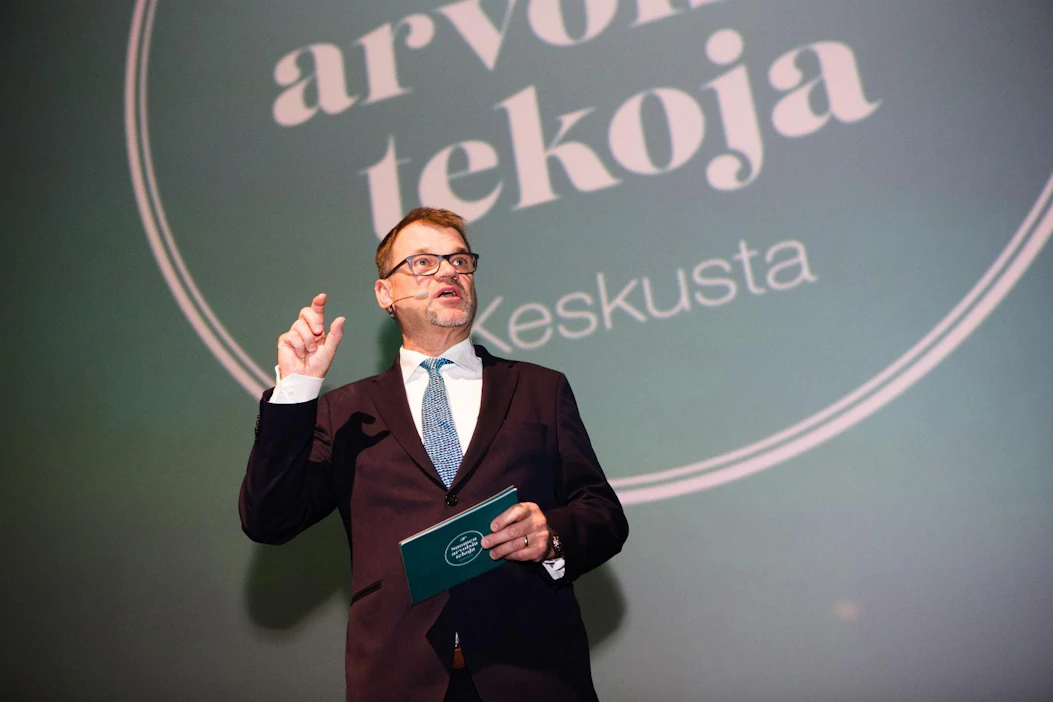 Pääministeri Juha Sipilän (kesk.) mukaan liikenneministeri Anne Berner (kesk.) on ilmoittanut jo eduskuntavaalikampanjassaan neljä vuotta sitten, että on eduskunnassa yhden kauden.