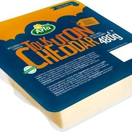 Arla valmistaa Cheddaria Isossa-Britanniassa. Suomessa yhtiö ei tee juustoja.