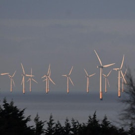 Britannian hallitus on asettanut tavoitteekseen, että tuulivoimalat tuottavat kolmasosan Britannian sähköstä vuoteen 2030 mennessä.