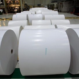 Paperiteollisuuden toimihenkilöiden työehtosopimuksen piiriin kuuluu 2 400 toimihenkilöä.
