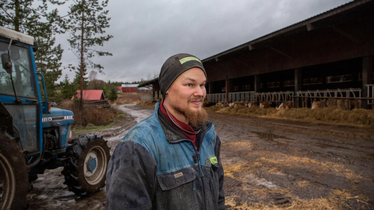 Jani Jantunen jatkaa luomuviljantuottajana. Pihatosta on tarkoitus muokata viljan kuivaamo.