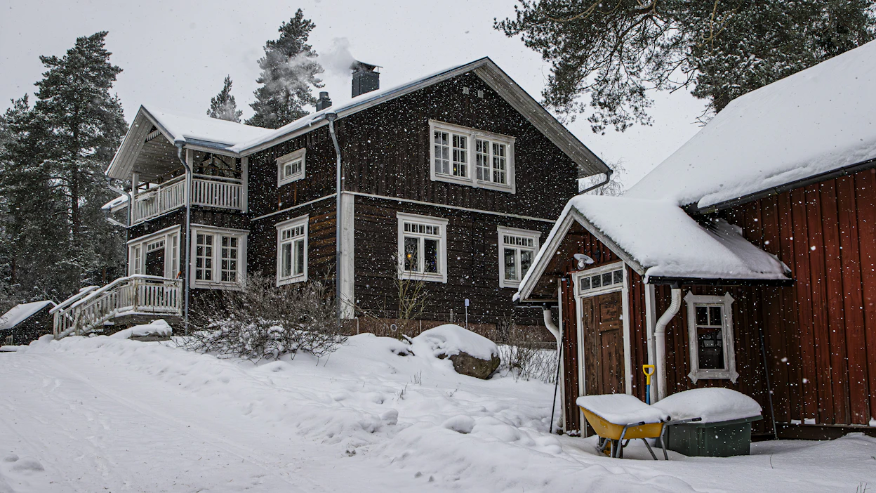 Omakotitalojen kauppa vilkastui haja-asutusalueilla viime vuonna. Kuvituskuva.