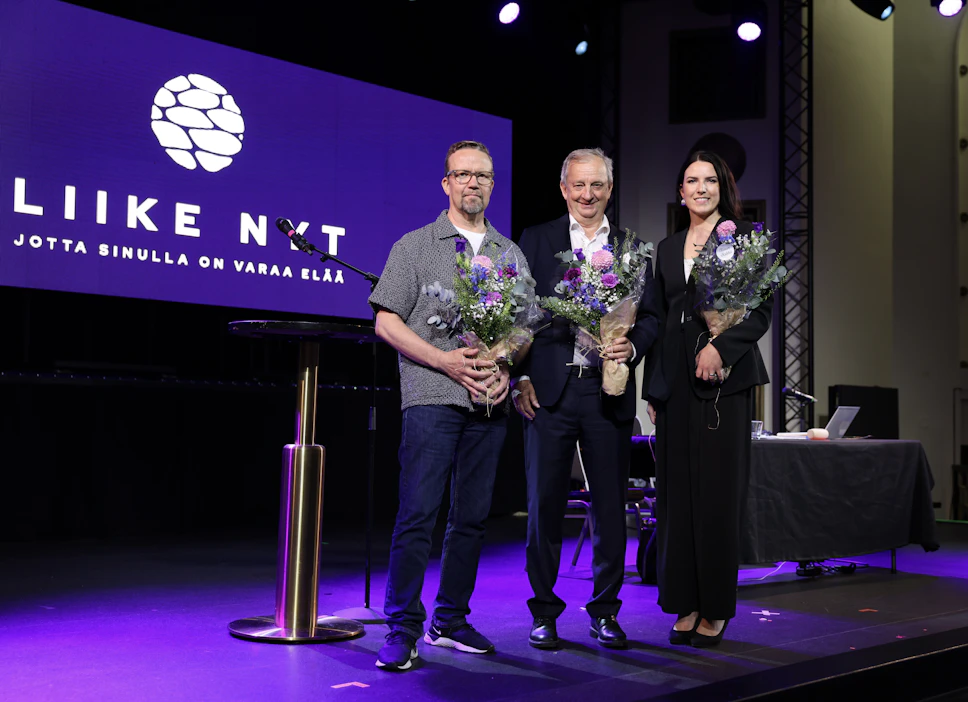 Liike Nytin puheenjohtajisto. Vasemmalta oikealle Petteri Summanen, Harry Harkimo ja Heidi Sukari.