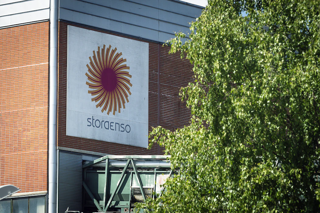 Stora Enson ja Northvoltin tavoitteena on kehittää maailman ensimmäinen pelkästään eurooppalaisista raaka-aineista teollisessa mittakaavassa valmistettava akku.