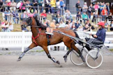 Laura Väänänen Nutcrackerin ohjaksissa St Michel -raveissa vuonna 2022.