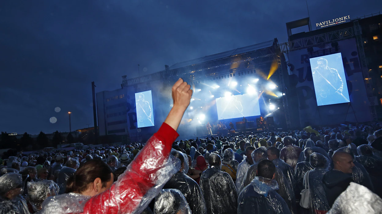 Suomalaiset käyttävät keikka- ja konserttilippuihin, musiikin striimaukseen ja äänitteisiin keskimäärin noin 150 euroa vuodessa.