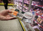 Alennetuille ruokatuotteille riittää kysyntää.