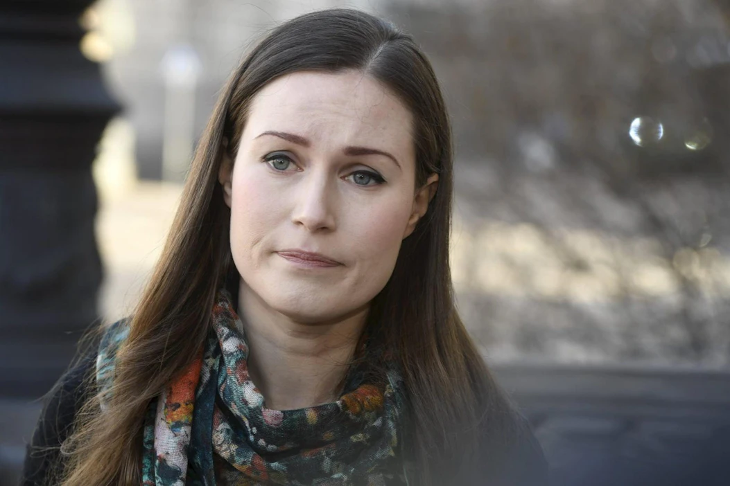 Pääministeri Sanna Marinin (sd.) mukaan koronaviruskriisin vuoksi lisätalousarviosta tulee historiallisen suuri. Lehtikuva / Heikki Saukkomaa