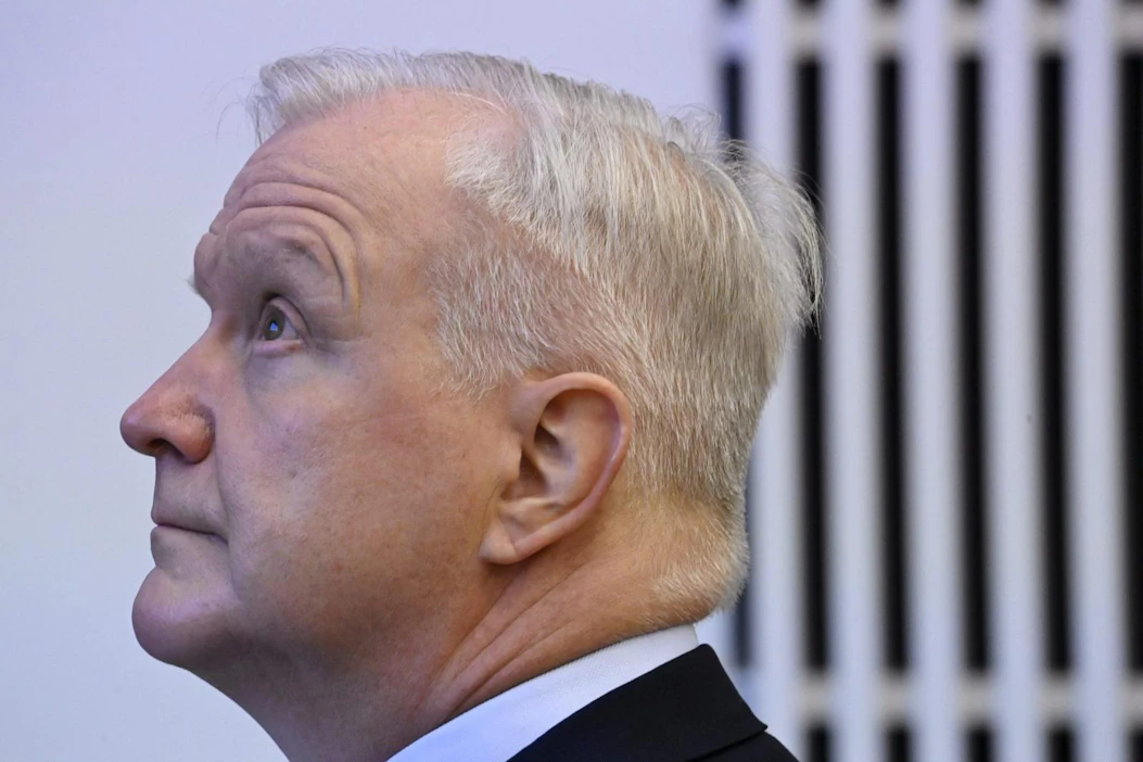 Suomen Pankin pääjohtaja Olli Rehn kerää keskustan piiripoliitikoilta 69 prosentin kannatuksen mahdollisena presidenttiehdokkaana. Arkistokuva. LEHTIKUVA / Heikki Saukkomaa