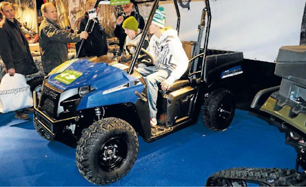 Sähkö on tulossa myös maastoajoneuvoihin. Polaris esitteli sähkökäyttöistä Ranger EV -mönkijää. Mönkijä on esitelty Koneviestin numerossa 10/2010.