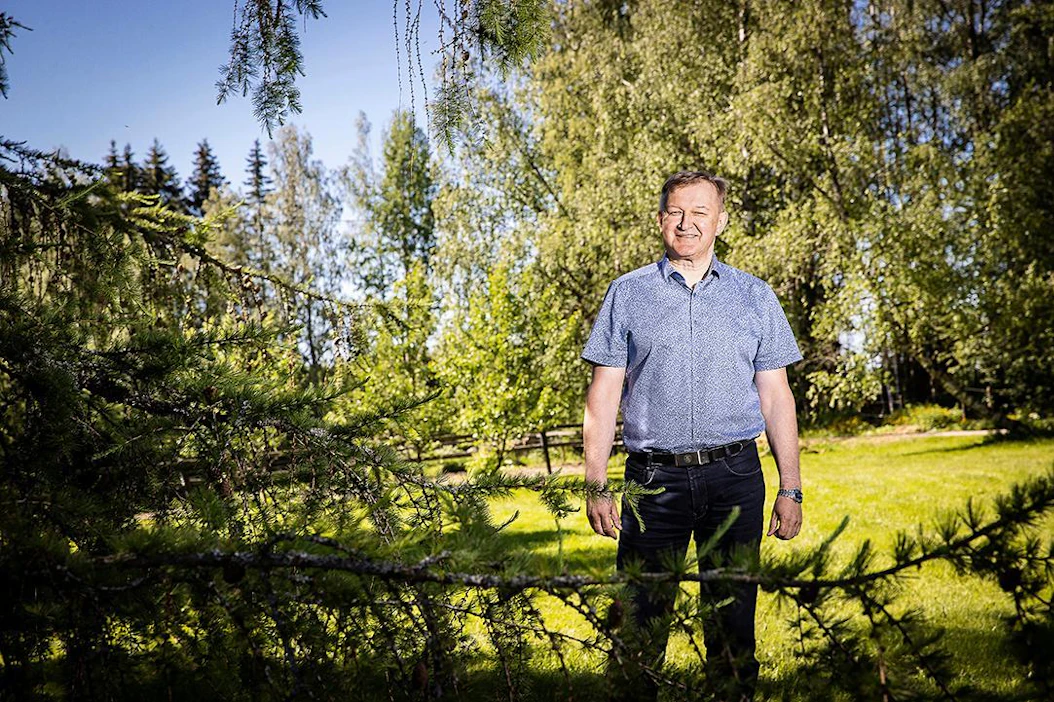 Antti Lehtisalo katsoo, että Puolustusvoimia saatetaan suotta pitää toimintakulttuuriltaan vanhoillisena. "Se on pystynyt hyvin mukautumaan muuttuvaan maailmaan. Jään kaipaamaan toiminnan selkeyttä ja ennen kaikkia monia ihmisiä, joiden kanssa sain tehdä töitä."