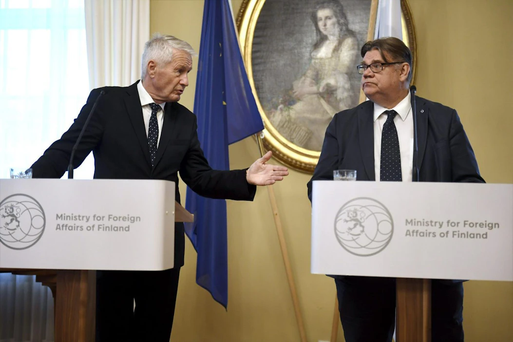Norjalainen pääsihteeri Thorbjörn Jagland arvioi aiemmin tässä kuussa Helsingissä, että on todellinen vaara, että Euroopalla ei ole edessään vain brexit vaan myös ruxit. Vieressä Suomen ulkoministeri Timo Soini.