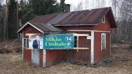 Kuvan vaalimainos hämmensi ohikulkijan. "Maaseudun autioituminen ja talojen yhä lisääntyvä hylkääminen on surullinen asia. Tällainen mainonta voi tuntua pahalta", ajattelee valtatie 23:n varrella Kankaanpäässä kuvan napannut Pekka Väisänen.