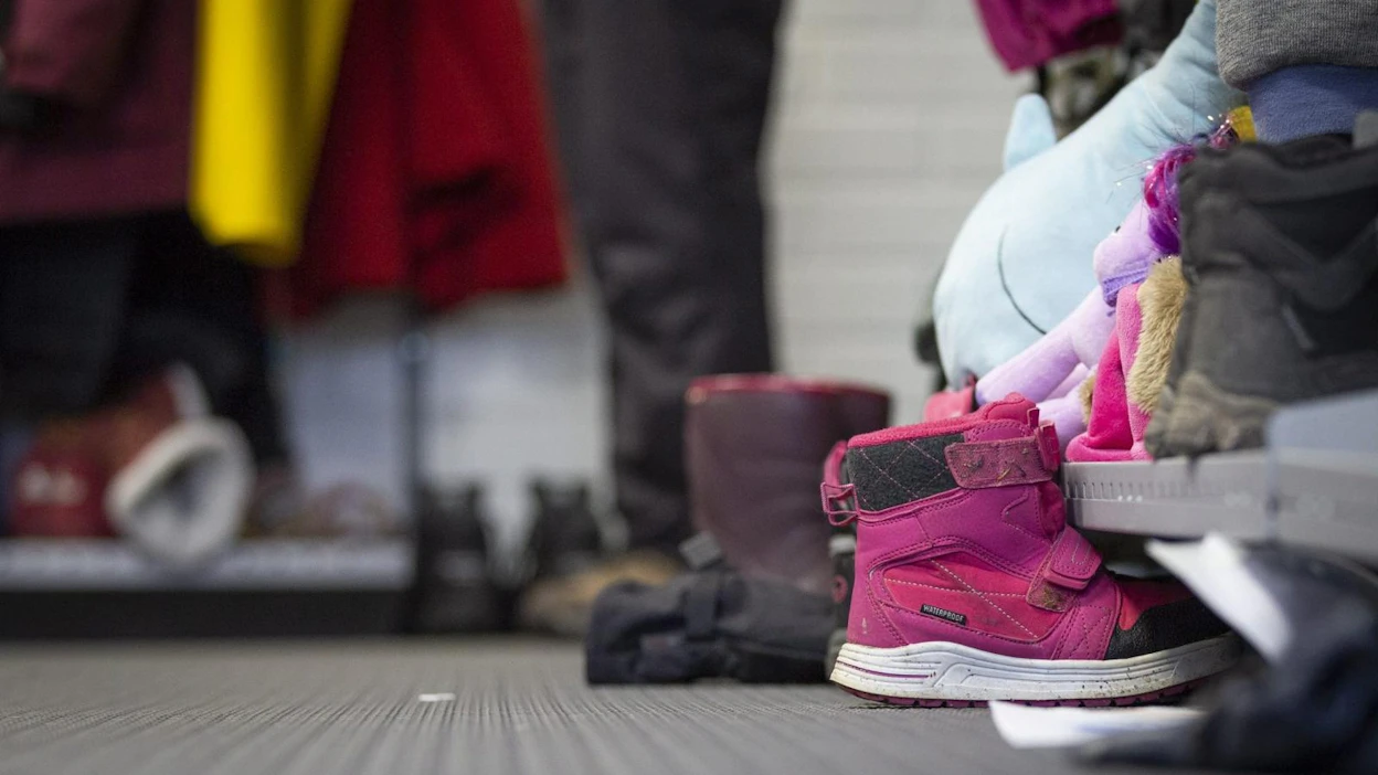 Maan hallitus ilmoitti aiemmin suosittelevansa, että kunnat jättäisivät varhaiskasvatuksen asiakasmaksut perimättä poikkeustilanteen vuoksi silloin, kun huoltajat hoitavat lapsensa itse. LEHTIKUVA / HANNA MATIKAINEN