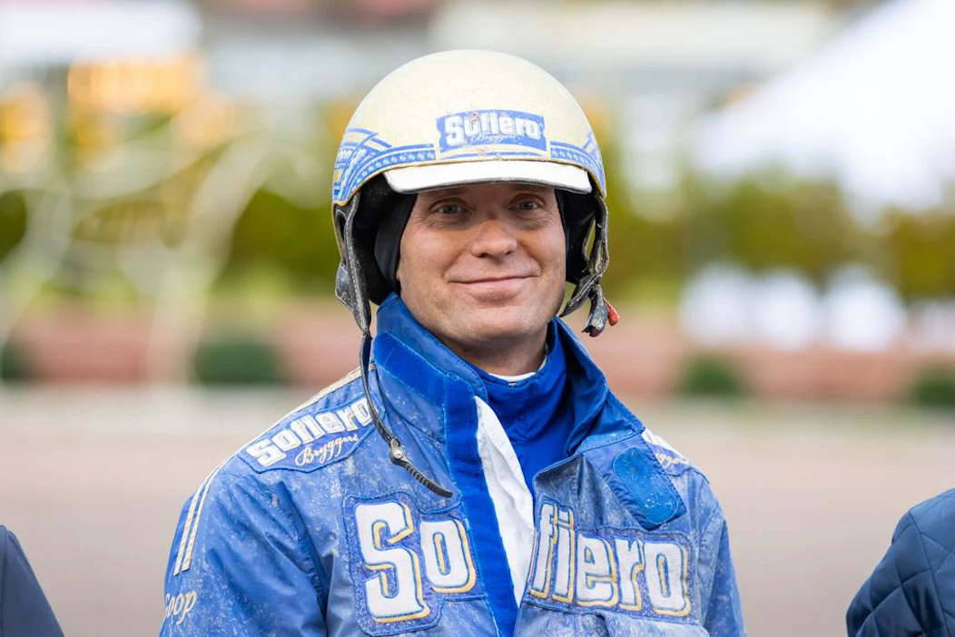 Björn Goop ohjastaa ja valmentaa vihjesysteemin varmaa Apollo Creediä kuudennessa Toto86-kohteessa.