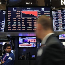 New Yorkissa oli keskiviikkona synkkä pörssipäivä, ja sama tahti jatkui torstaina Tokiossa. Lehtikuva / AFP