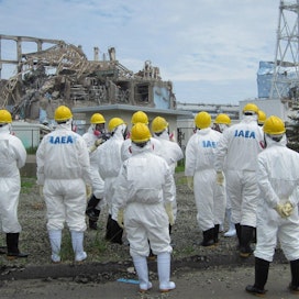 Maaliskuussa 2011 Fukushiman ydinvoimalan reaktoreihin lyöneet tsunamiaallot aiheuttivat vakavimman ydinonnettomuuden sitten Tshernobylin. Lehtikuva/AFP.