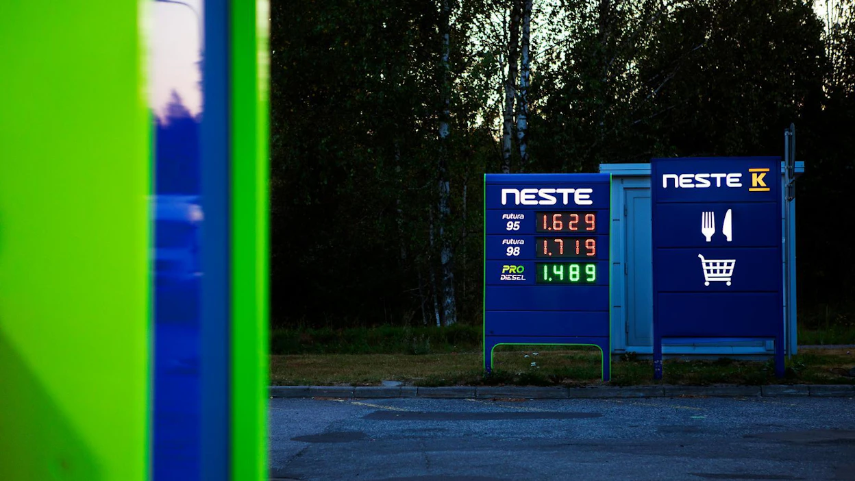 Yhtiön mukaan toteutuessaan suunnitelmat tarkoittavat enintään 470 työpaikan vähenemistä.