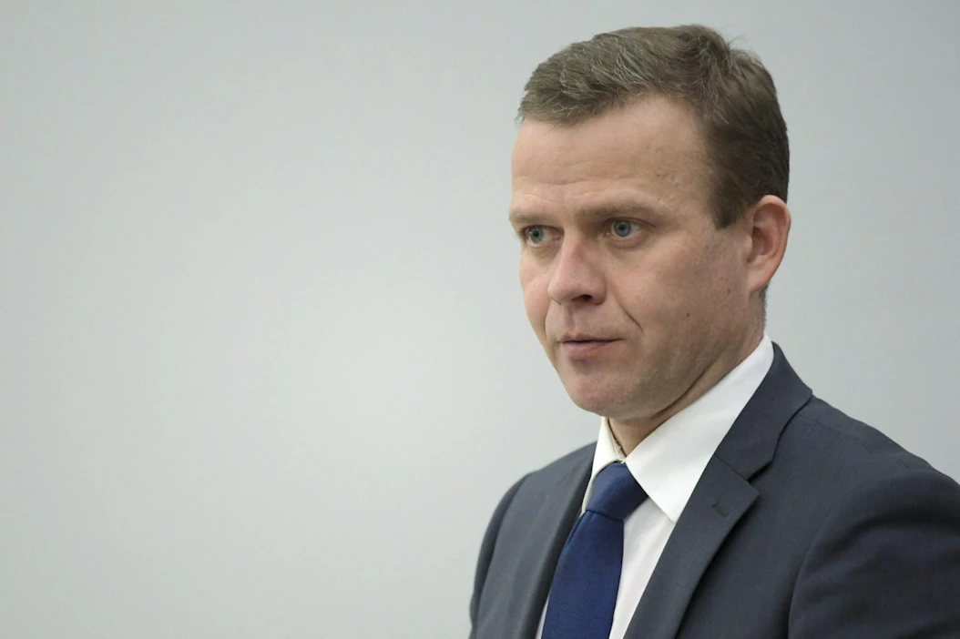 Petteri Orpo (kok.) on tähän asti puhunut 1–2 miljardin euron lisäleikkausten tarpeesta. LEHTIKUVA / ANTTI AIMO-KOIVISTO