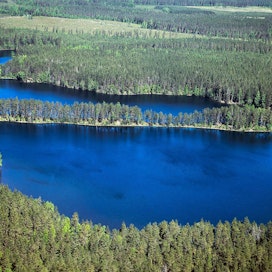 Suomesta löytyy järviä 57 000 – 168 000. Arkistokuva.