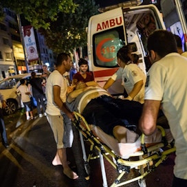 Yhteenotoissa Turkissa on kuollut tai haavoittunut kymmeniä ihmisiä. LEHTIKUVA/AFP