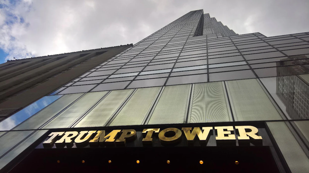 Trump Tower New Yorkin Manhattanilla on Yhdysvaltain väistyvän presidentin Donald Trumpin liiketoiminnan hermokeskus.