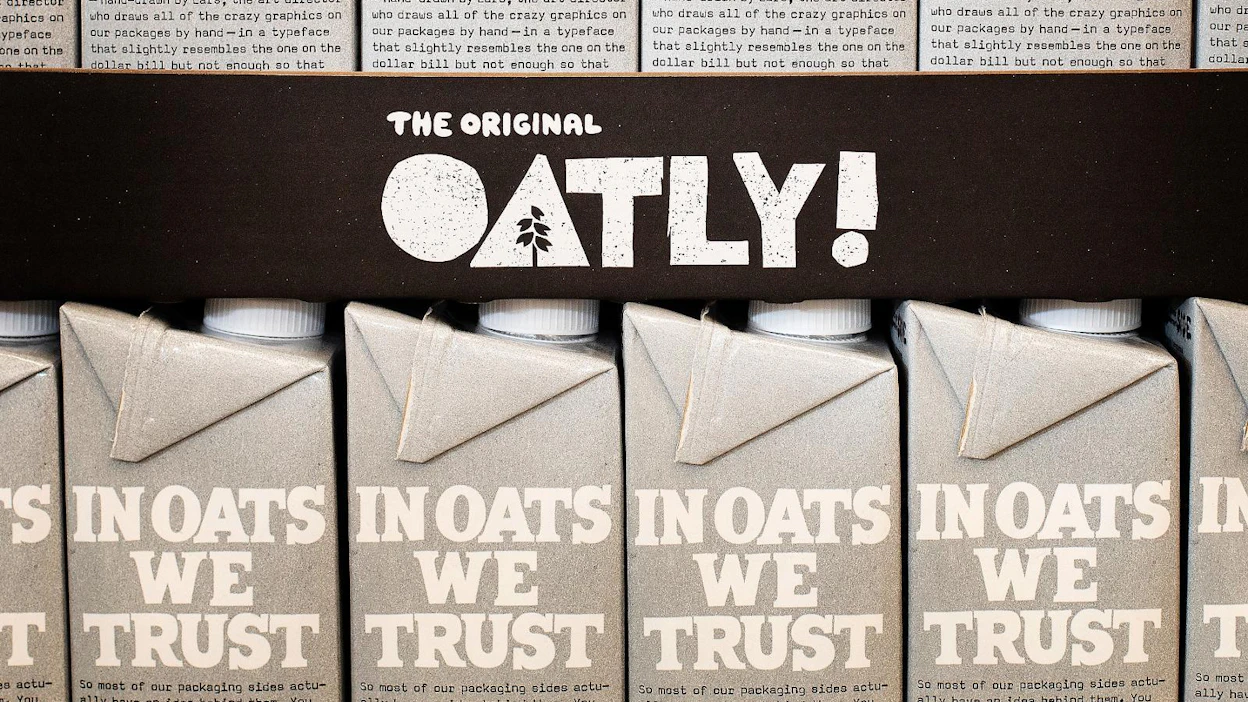 Oatly väitti Twitterissä ja Facebookissa, että maito- ja lihateollisuus päästää enemmän hiilidioksidia ilmaan kuin kaikki maailman lentokoneet, junat, autot, veneet ja muut yhteensä.