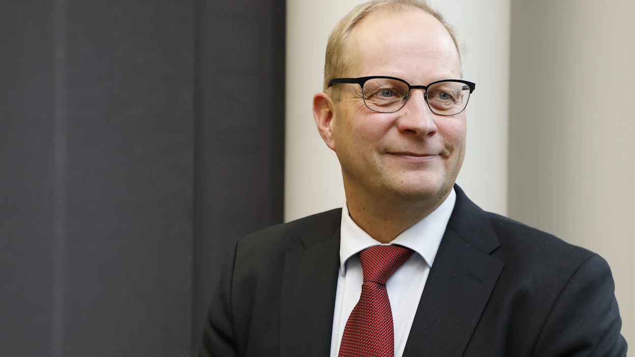 Stefan Borgman torjuu hallituksen kaavailemat työelämän ja neuvottelujärjestelmän heikennykset.