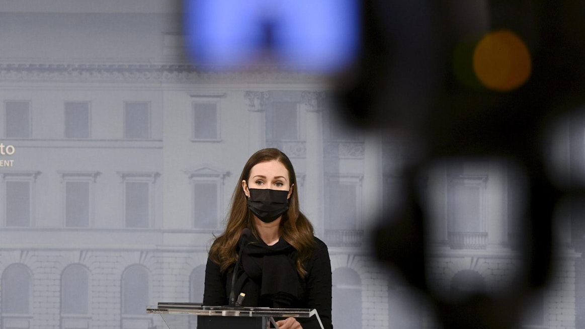 Valtioneuvoston istunnon jälkeen pääministeri Marin, oikeusministeri Henriksson sekä perhe- ja peruspalveluministeri Kiuru pitävät tiedotustilaisuuden.