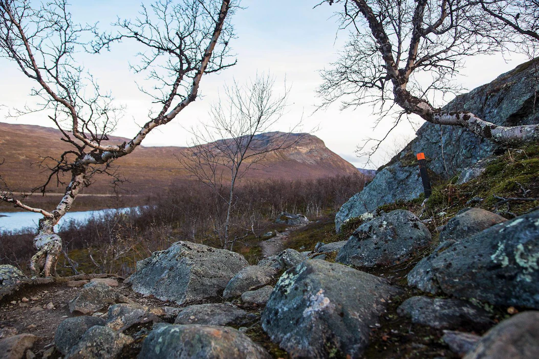 Kilpisjärven keväät ovat vuosikymmenten aikana hieman lämmenneet, mutta muuten lämpötiloissa tai lumipeitteissä ei ole tapahtunut muutoksia.