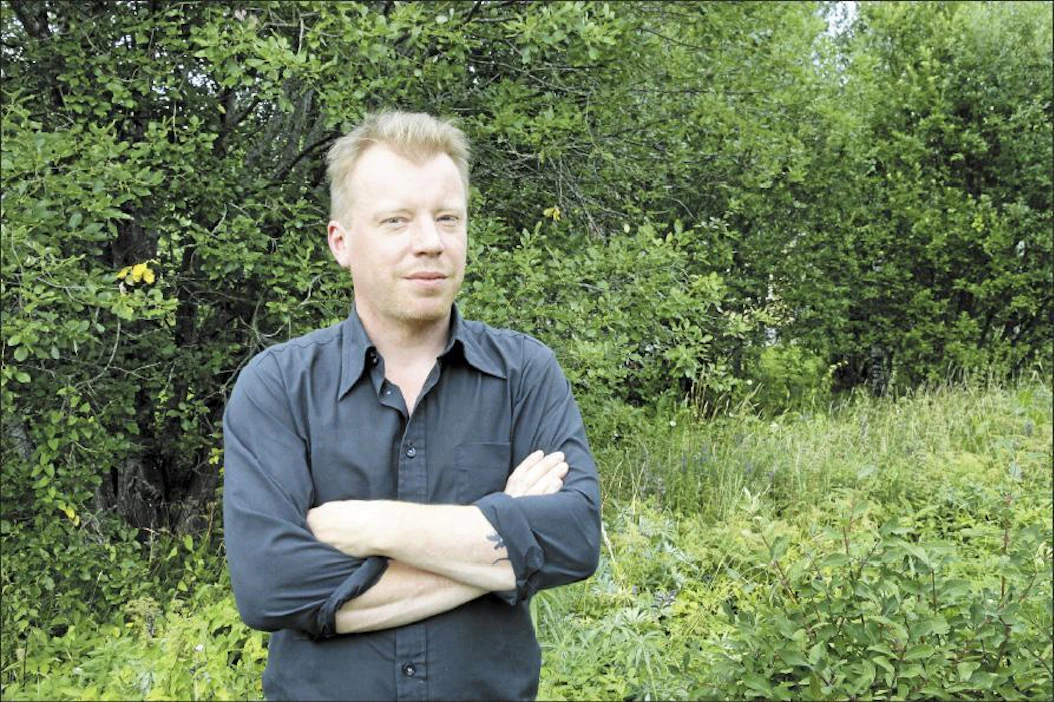 Muusikko Petri Tiainen muutti takaisin kotiseudulleen Parikkalan Uukuniemelle muutama vuosi sitten. Terhi Torikka