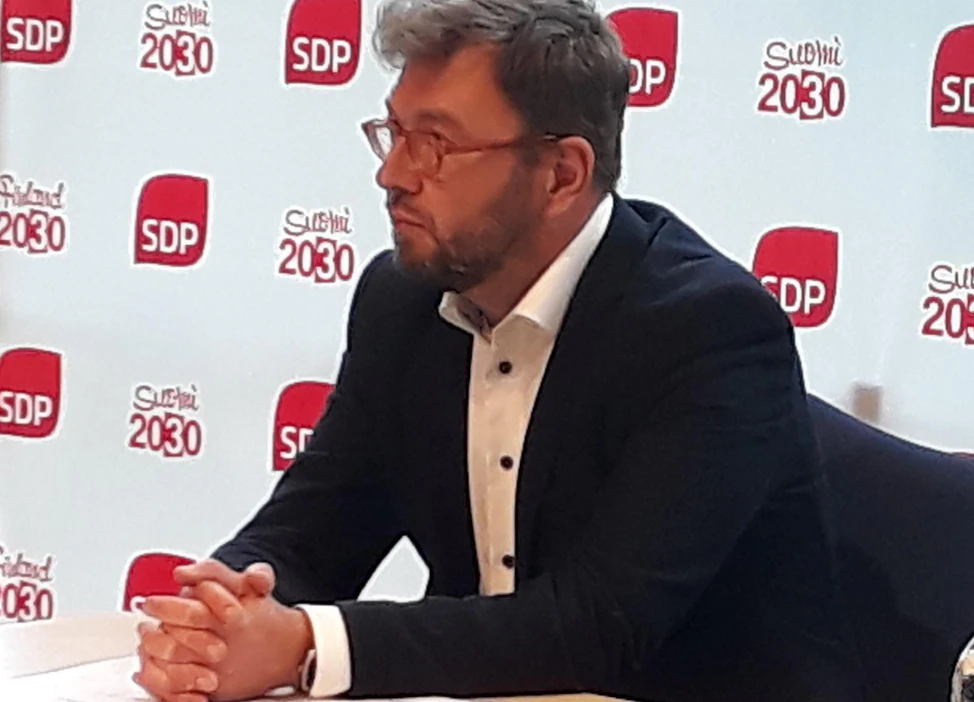 Timo Harakka johtaa hallitusneuvotteluissa työryhmää, jonka tehtävänä on verokysymysten valmistelu hallitusohjelmaa varten.
