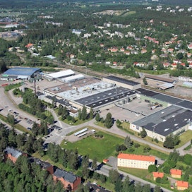 Suunniteltu investointi ei lisäisi Stora Enson Lahden tehtaan kapasiteettia, mutta tehostaisi toimintaa ja lisäisi tehtaan kilpailukykyä, yhtiö kertoo.