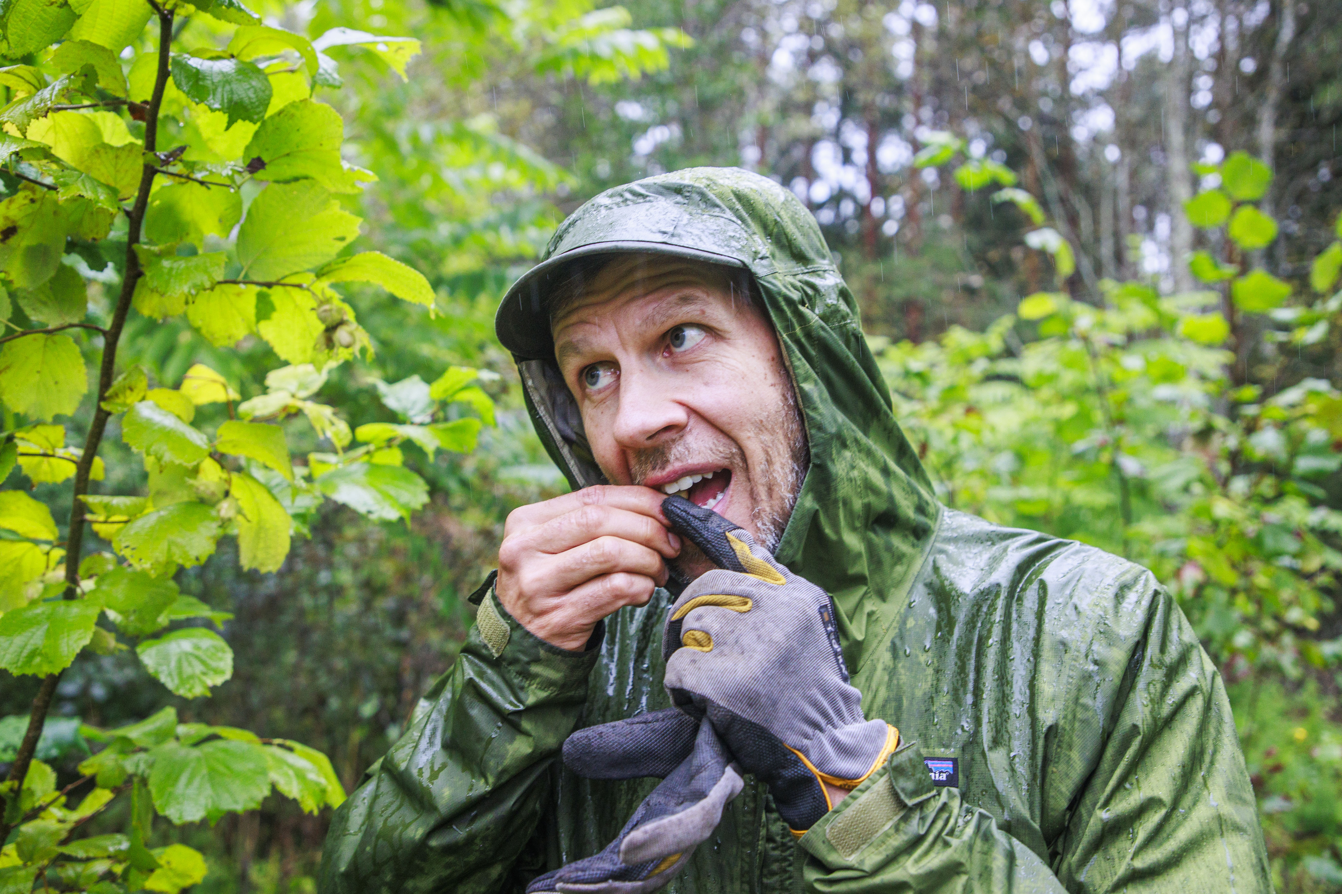 Pähkinämieheksi kutsuttu Joel Rosenberg toteaa, että pähkinä voisi olla monella tavoin ratkaisu, eikä pulma, kuten tuttu sanonta väittää.