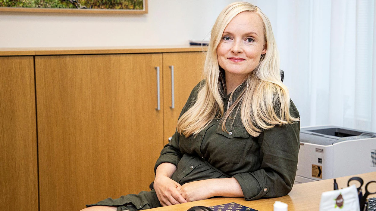 Perhevapaan jälkeen Maria Ohisalo alkaa hoitaa ympäristö- ja ilmastoministerin tehtävää.