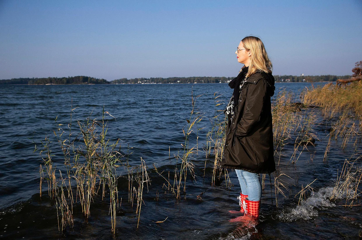 Maaseudulla kasvanut Nina Kaipio kertoo saaneensa kunnioittavan suhteen luontoon jo lapsuudenperintönä.
