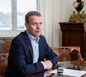 Kokoomuksen puheenjohtaja Petteri Orpo ei tahdo nähdä EU:ssa enempää ”hömppäheinän” kaltaisia älyttömyyksiä.