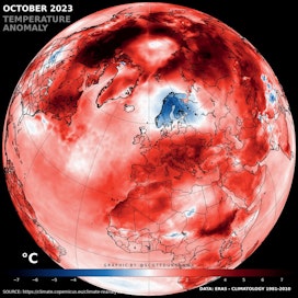 Meteorologi Scott Duncanin jakama kuva kertoo lokakuun olleen kylmä Pohjolassa. Kuva kertoo lokakuun keskilämpötilan poikkeaman niin sanotusta peruslämpötilasta.