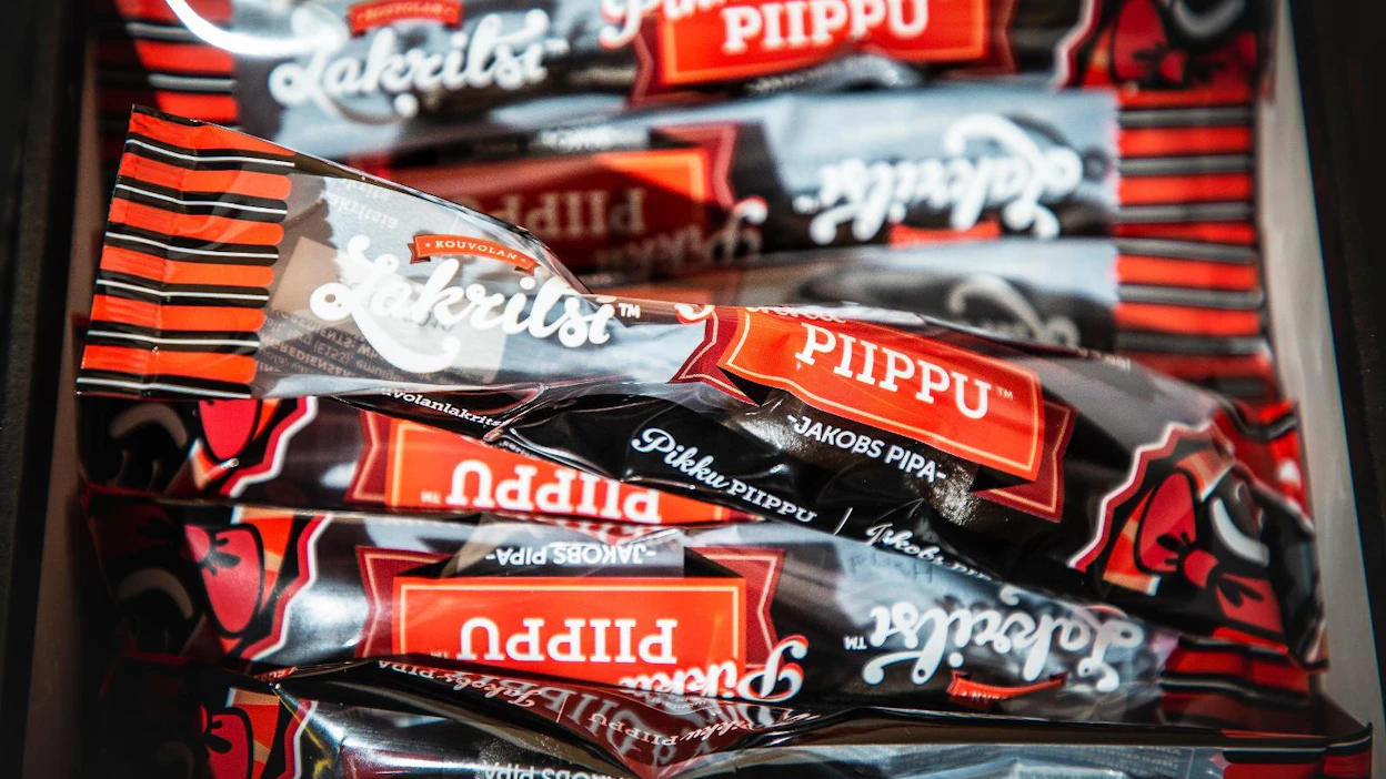Tupakkapuitesopimuksen tarkoituksena on se, että tupakointi vähenee. Kuvituskuva.