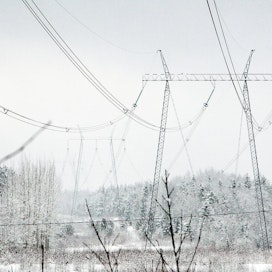 Sähkö on ollut ennätyshalpaa Ruotsissa tänä vuonna ja Suomessakin hinnat ovat tulleet reippaasti alaspäin.