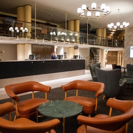 Arkistokuva on Original Sokos Hotel Vaakuna Helsingin aulasta.