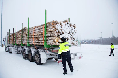 Salakuljetustoiminta ei ole nykyisin enää niin laajaa kuin takavuosina.