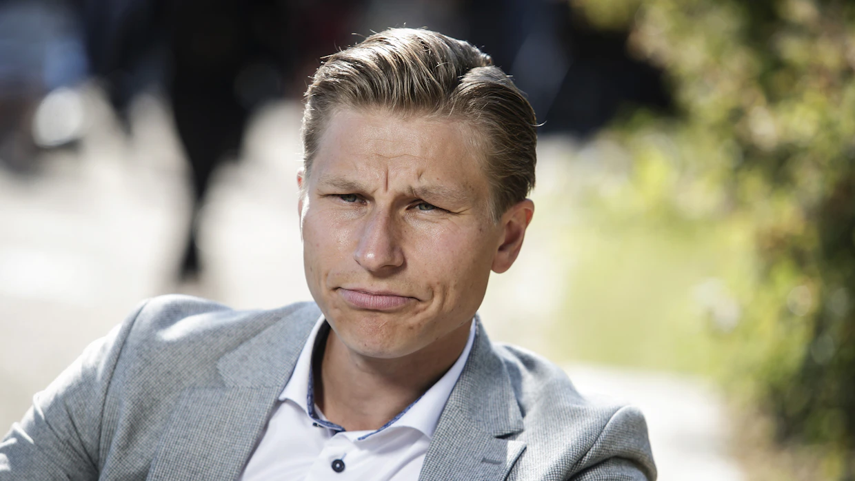 Myös puolustusministeri Antti Häkkänen (kok.) on lähestynyt komissiota lyijykieltoasialla.